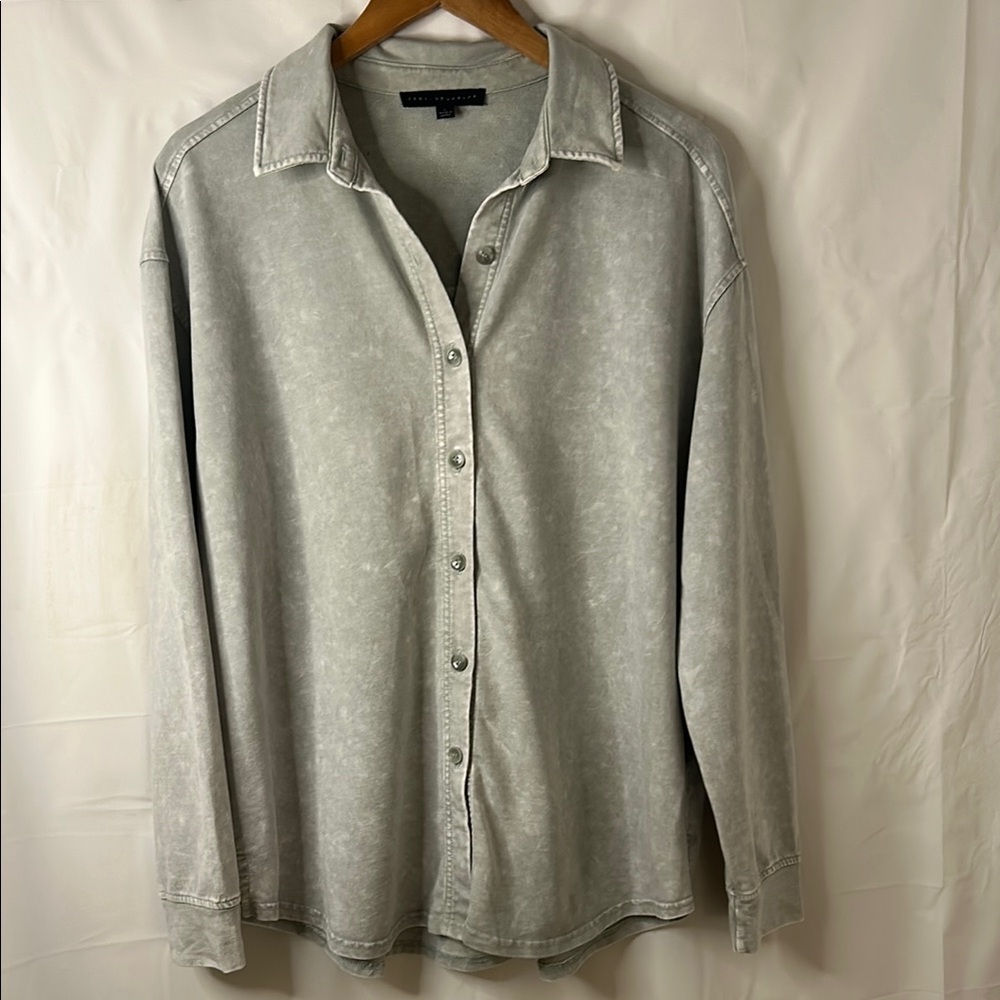 Women's Gray Button Down Shirt womens size medium soft comfortable casual wear